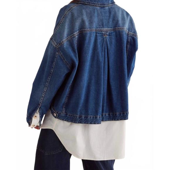 NEW FREE PEOPLE opal swing denim jacket in got the blues - Picture 2 of 4